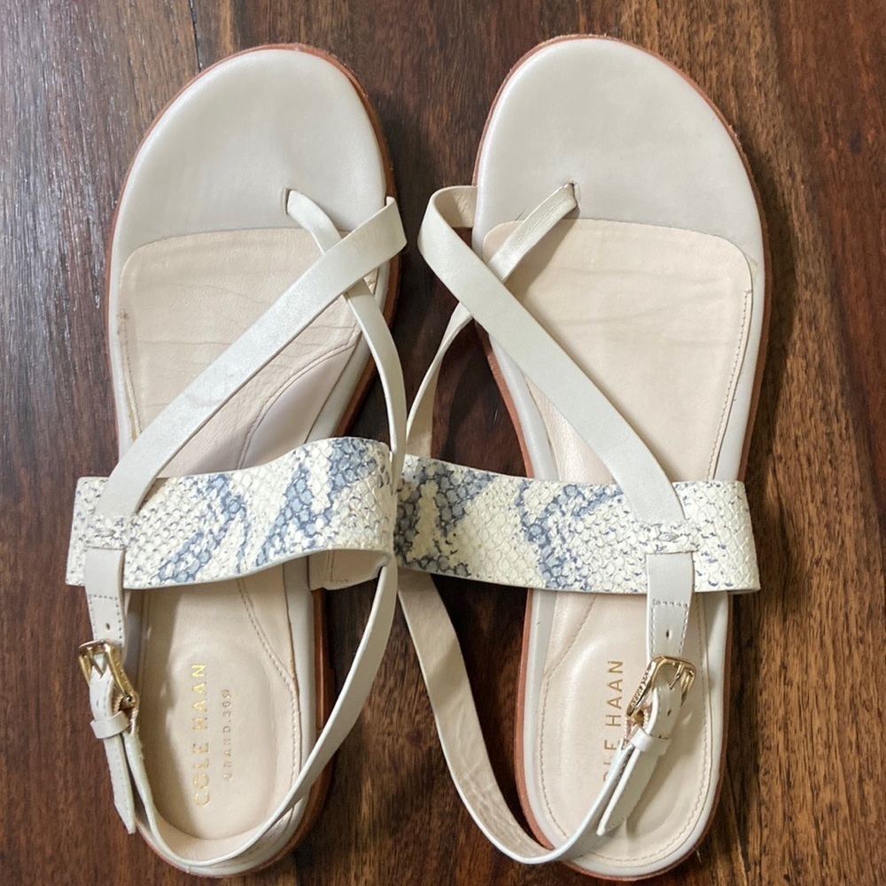 Sz 8.5 Women’s Cole Haan Sandals So Comfy! Ivory w/Snakeskin Detail Ankle Strap